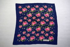 Sciarpa di seta Yves Saint