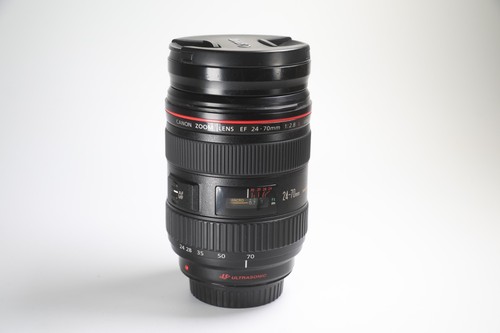Canon f 2 - ef, f/2.8