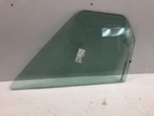 Vetro laterale fisso anteriore