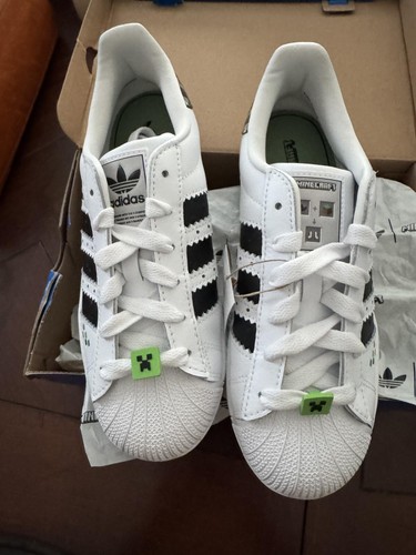 Sneakers adidas superstar j - adidas,