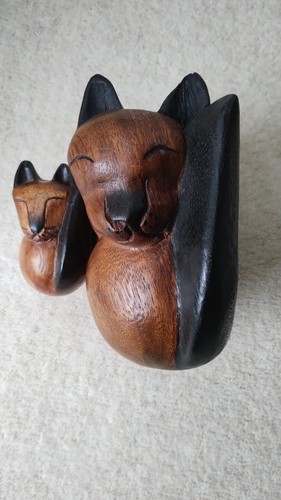 Cat and kitten pair - thai, wood