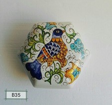 Scatola contenitore esagonale