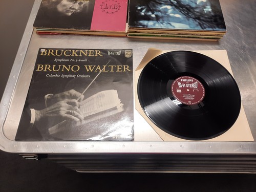 Near mint bruckner - near, bruno