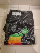 The hundreds think huge apple - hundreds,