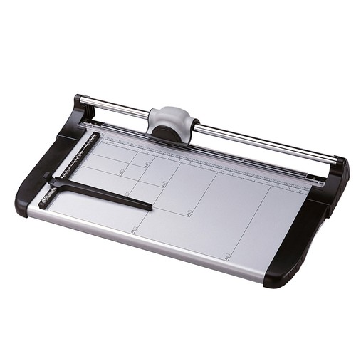 Taglierina professionale - , a