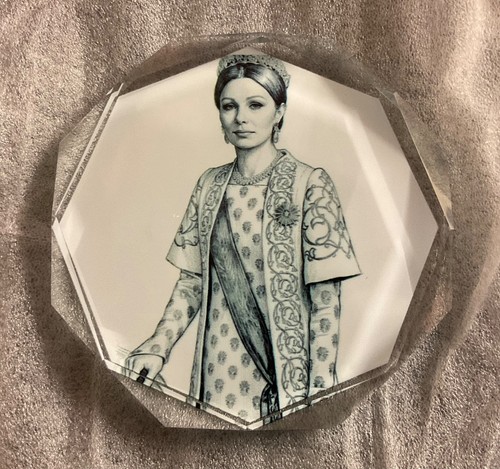 Empress farah diba - farah,