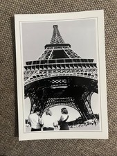 CPM PARIS LA TOUR EIFFEL PHOTO