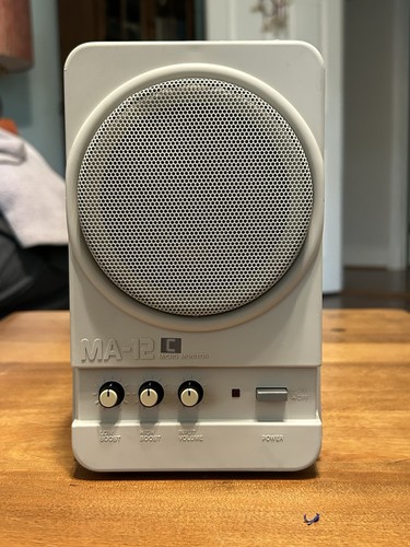 Roland 12c micro monitor - roland,