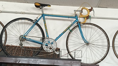 Bicicletta vintage liberati - bicicletta,