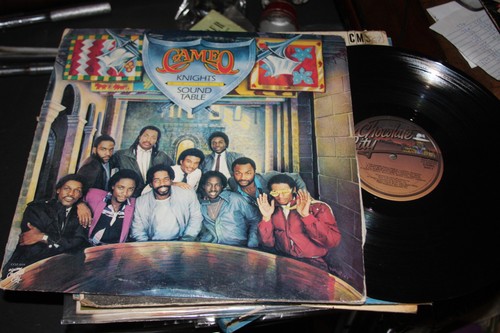 Cameo knights sound table - lp,
