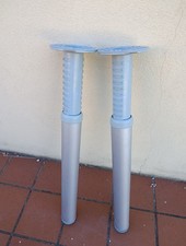 Coppia di gambe regolabili in altezza, ideali per tavoli, penisole o altre super