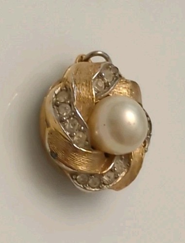 Trifari vintage perla tono - tono, oro