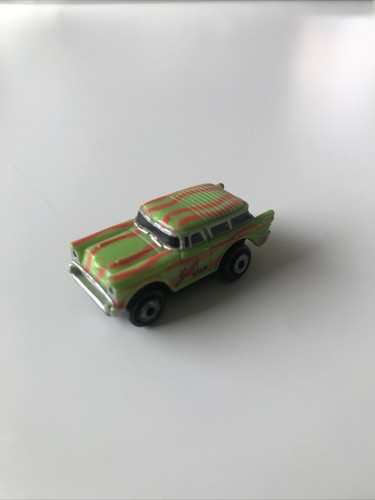 Green chevy nomad surf - '57,