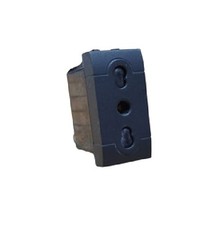 PRESA BIPASSO BTICINO LIVING INTERNATIONAL L4180