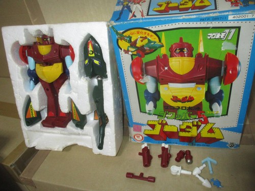 Box damaged takara chogokin - damaged,