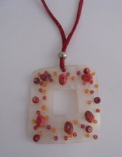 COLLANA CON CORDINO E CIONDOLO