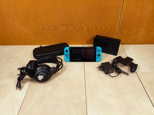 Nintendo switch console - nintendo,