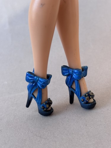 Scarpe barbie blu dipinte - barbie,