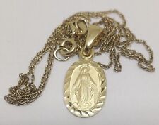 Collana con ciondolo medaglia