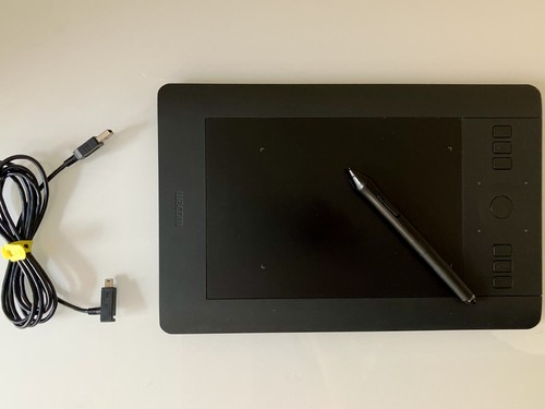 Wacom intuos pen tablet - pen, small