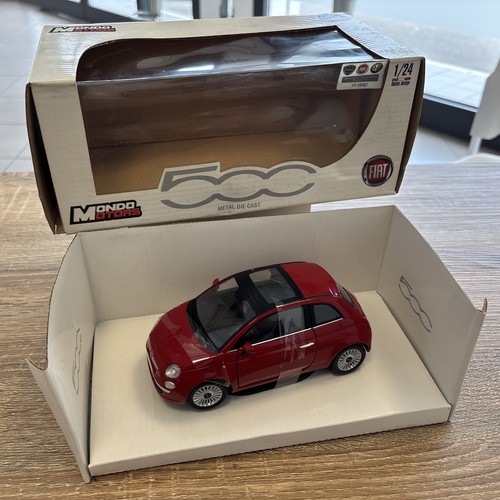 Mondo fiat 500 - 1/24, rossa