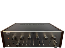 AKAI AA-5800 amplificatore