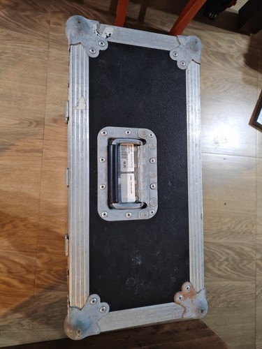 Flightcase monitor - flightcase,