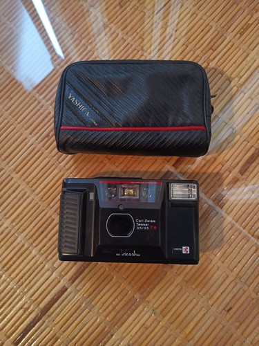 Yashica carl zeiss - carl,