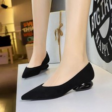 Decolte Nere A Punta V Con