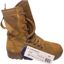 NIB 4.5 W GARMONT T8 BIFIDA