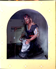 STATUINA DEL PRESEPE Edizioni DEL PRADO - LAVANDAIA - NUOVA !