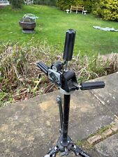 MANFROTTO 055B TREPPIEDE PROFESSIONALE CON TESTA INCLINABILE IN PAN 141RC