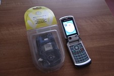 CELLULRE MOTOROLA V3X FUNZIONANTE CON  CUSTODIA