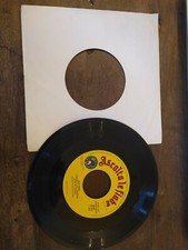 BAMBI ASCOLTA LE FIABE DISNEY