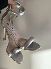 Sandali argento con tacchi - con, a