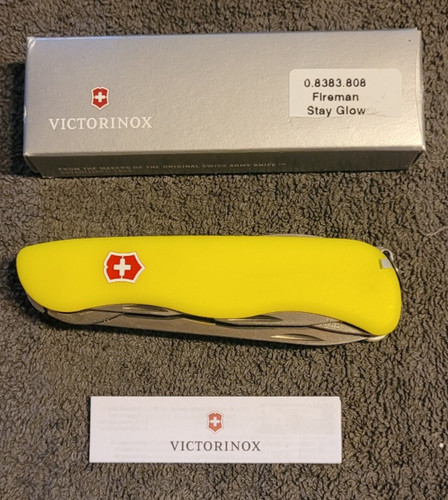 Victorinox pompiere stayglow - victorinox,