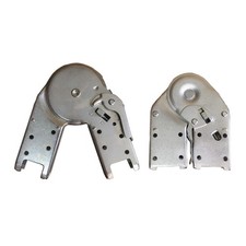 Giunto a cerniera per scala da