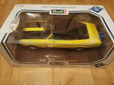 Modellino auto 1:18 Revell