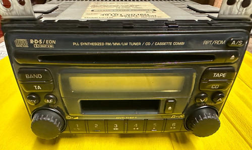 Clarion 2589d car stereo - clarion, cd