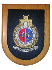 CREST IN TESSUTO SU LEGNO REPARTO COMANDO SUPPORTI TATTICI VINTAGE 22x17,5 cm