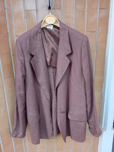 Tailleur leggero.