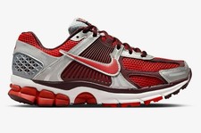 Nike Zoom Vomero 5 Mystic Red