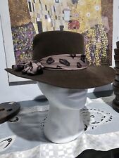 Cappello donna ad ala larga cappellificio TACCHINO di Alessandria in feltro