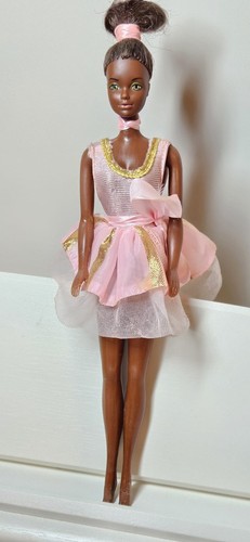 Barbie cara mattel 1975 - cara,