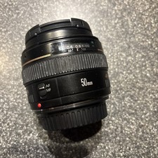 Canon EF 50 mm f/1.4 USM