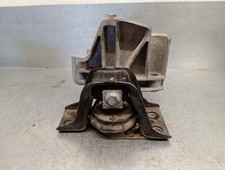 8200269695 soporte motor