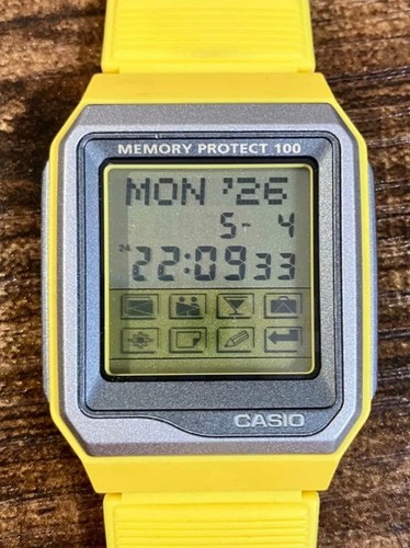 Orologio digitale touchscreen