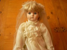 BAMBOLA DI PORCELLANA SPOSA
