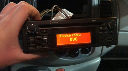 Codice code sblocco autoradio - code,