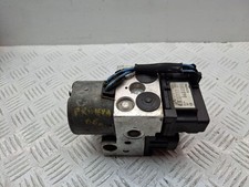 Nissan Primera 2000 ABS